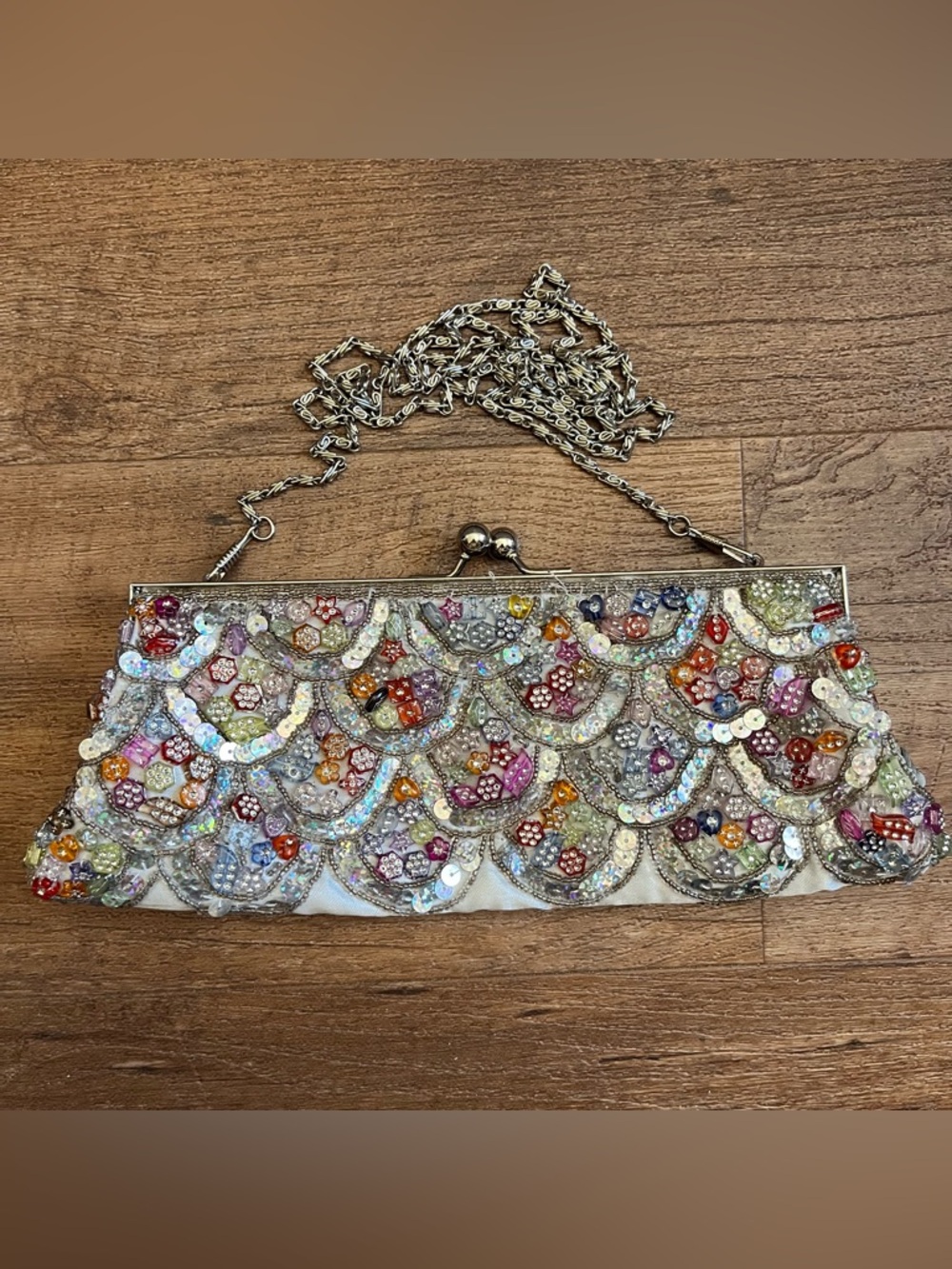 Vintage beaded whimsical clutch crossbody purse bag chain strap